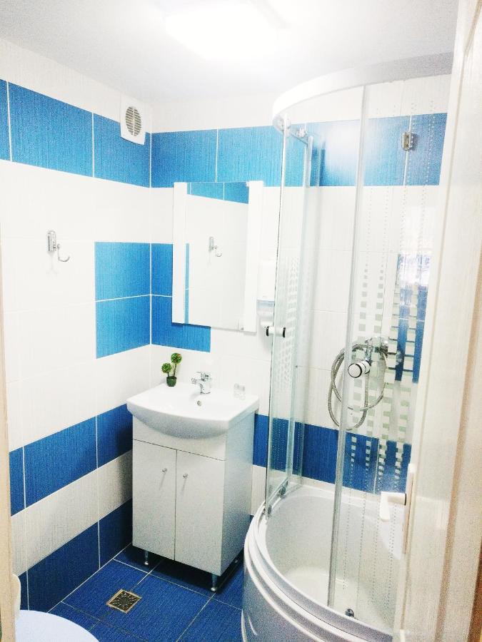 Bianca House Hotel Buşteni Buitenkant foto